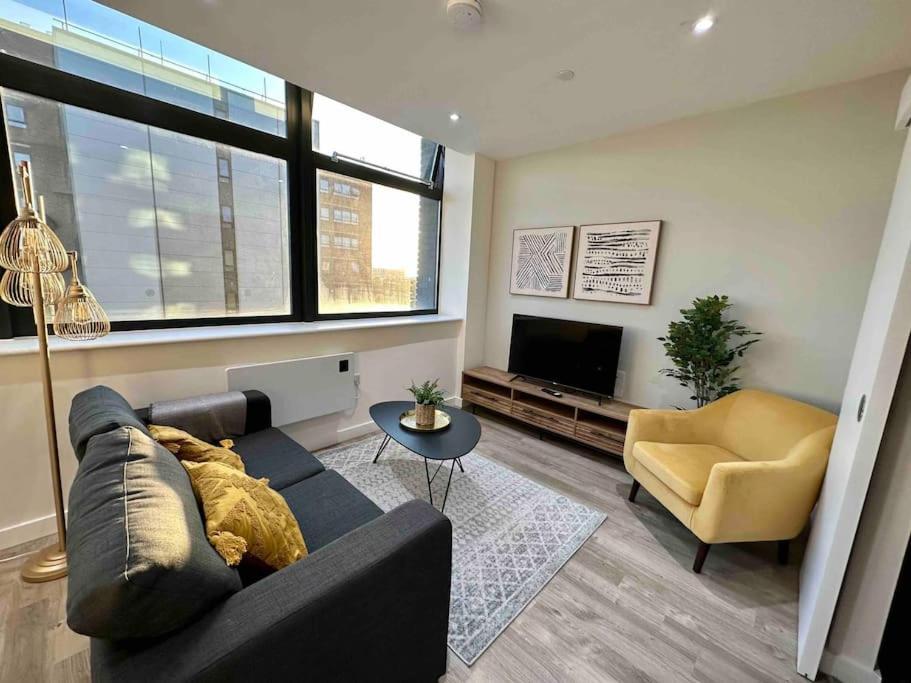 1 Bed Flat With View Of Old Trafford Apartment Manchester Exterior foto